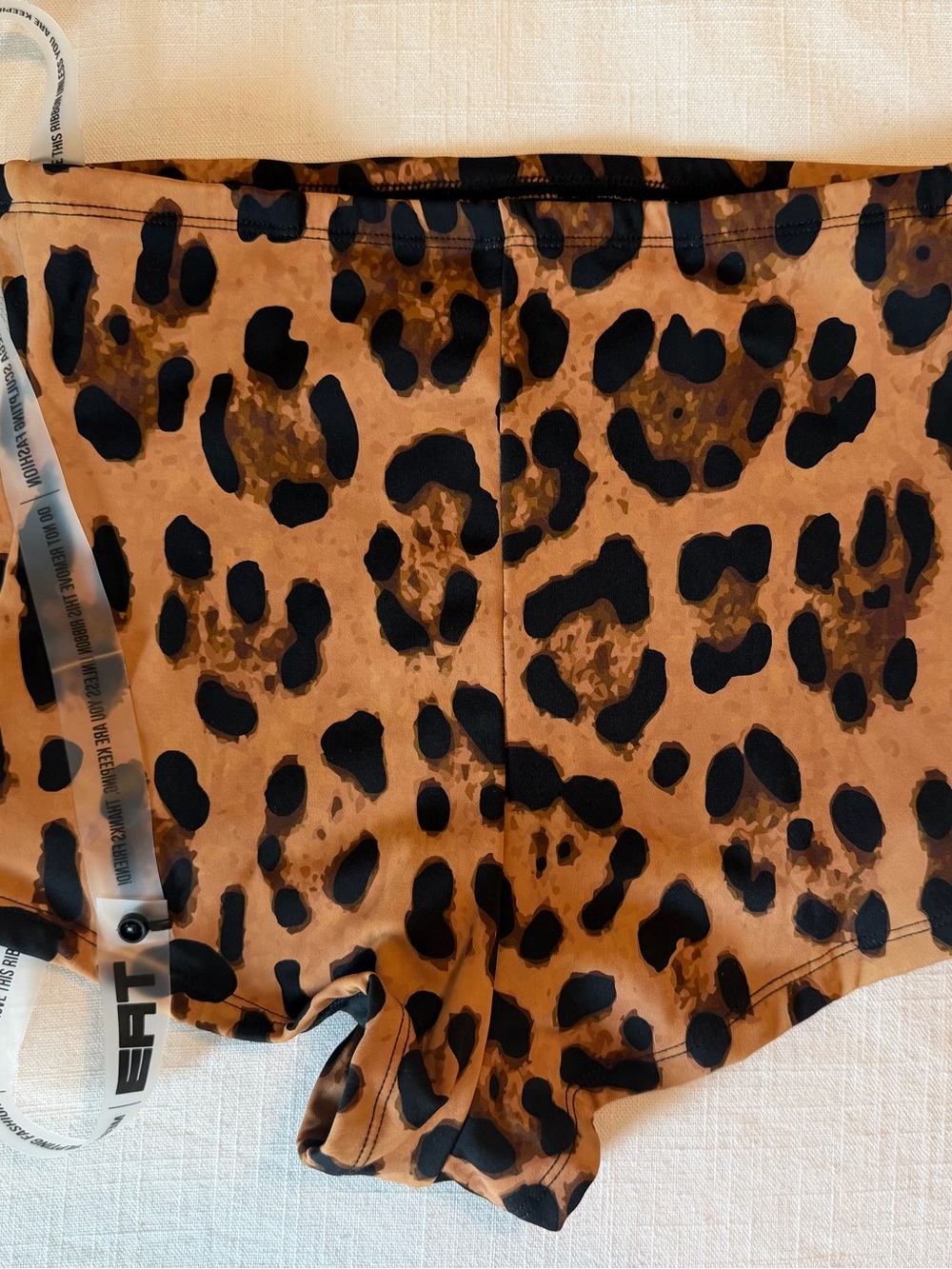 TA3 Mega Sculpting Boy Shortie Swim Bottom Symmetric Leopard XS NWT - Picture 3 of 9